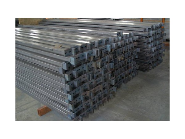 700平方仓库需要的金属制造厂原材料仓库温湿度检测控制系统