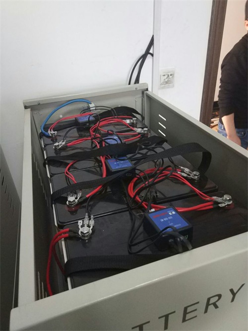 蓄电池监测安装完毕