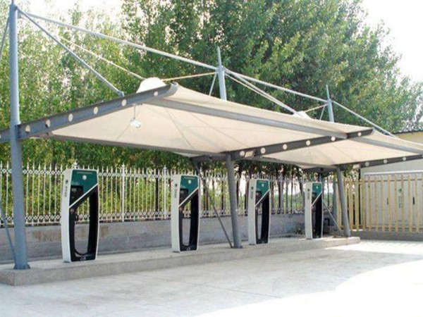 充电桩及其专用变配电房的综合监控系统，选什么采集主机？