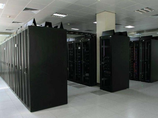 十几个站点需要上动环监测设备，你们平台支持多点集中管理吗？