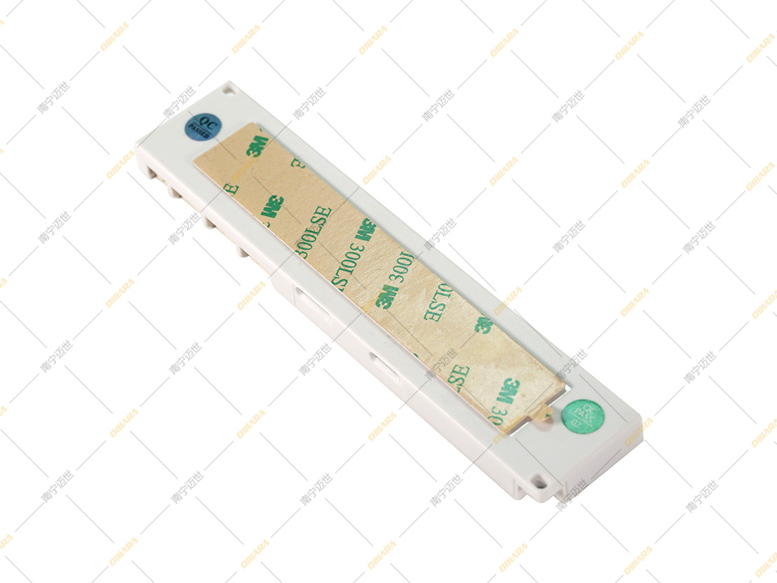 LoRa分体空调执行器-背面图 LoRa分体空调执行器-背面图