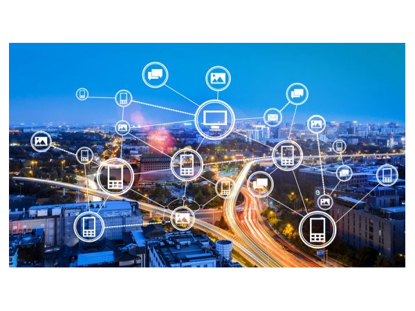 资阳雁江区三年打造全区智慧校园，智慧机房比肩并起