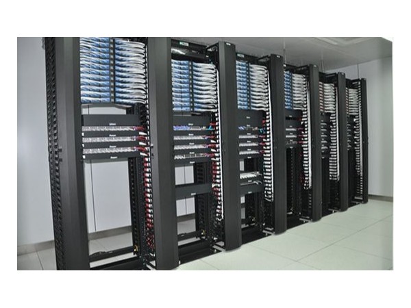 机房动环集中监控系统应具备哪些特征？