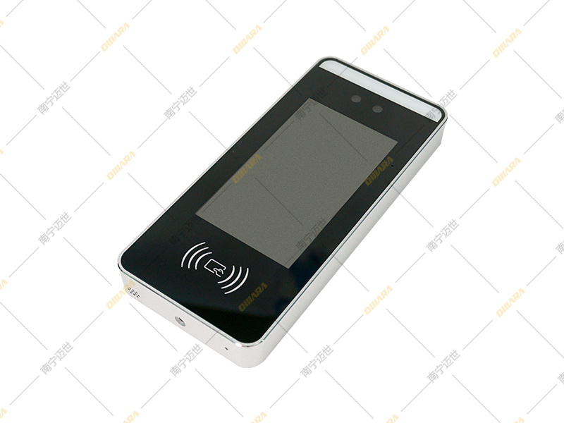 OM-ACC-D107 人脸识别一体机 OM-ACC-D107 人脸识别一体机