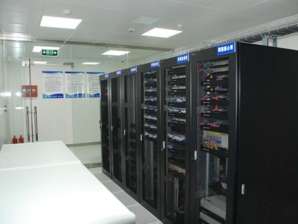 安装动环监控系统，绝对物超所值