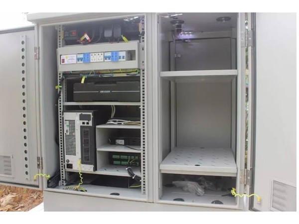 单舱、双舱、三舱的ETC室外一体化机柜有何异同？