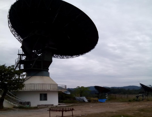 气象站塔楼机房和接收数据机房中的动力环境监测系统