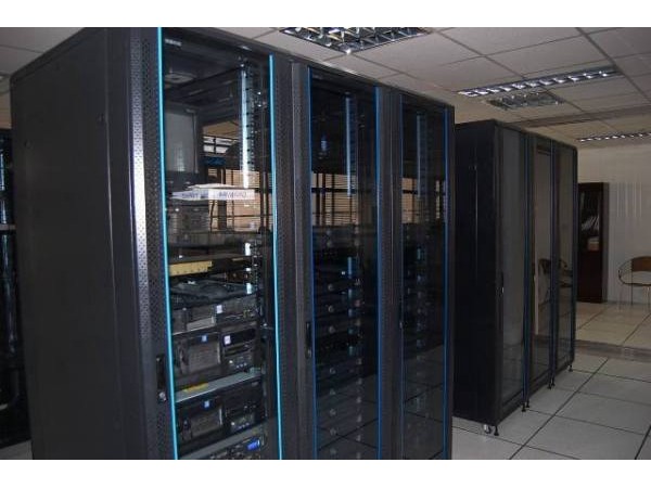 北方电信基站机房监控系统设计，用这款主机没错！